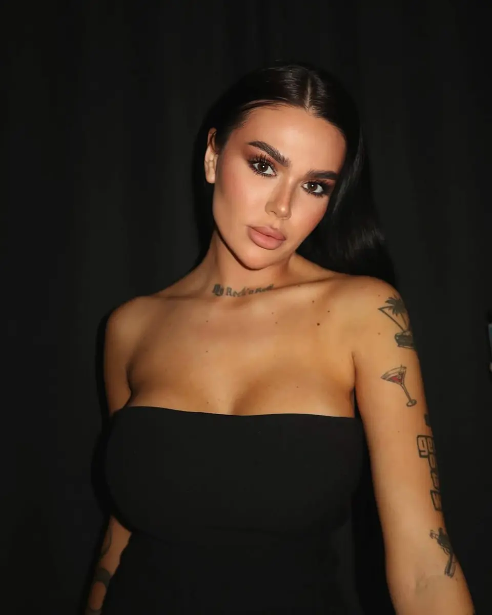 Александра эскорт в городе Дубай