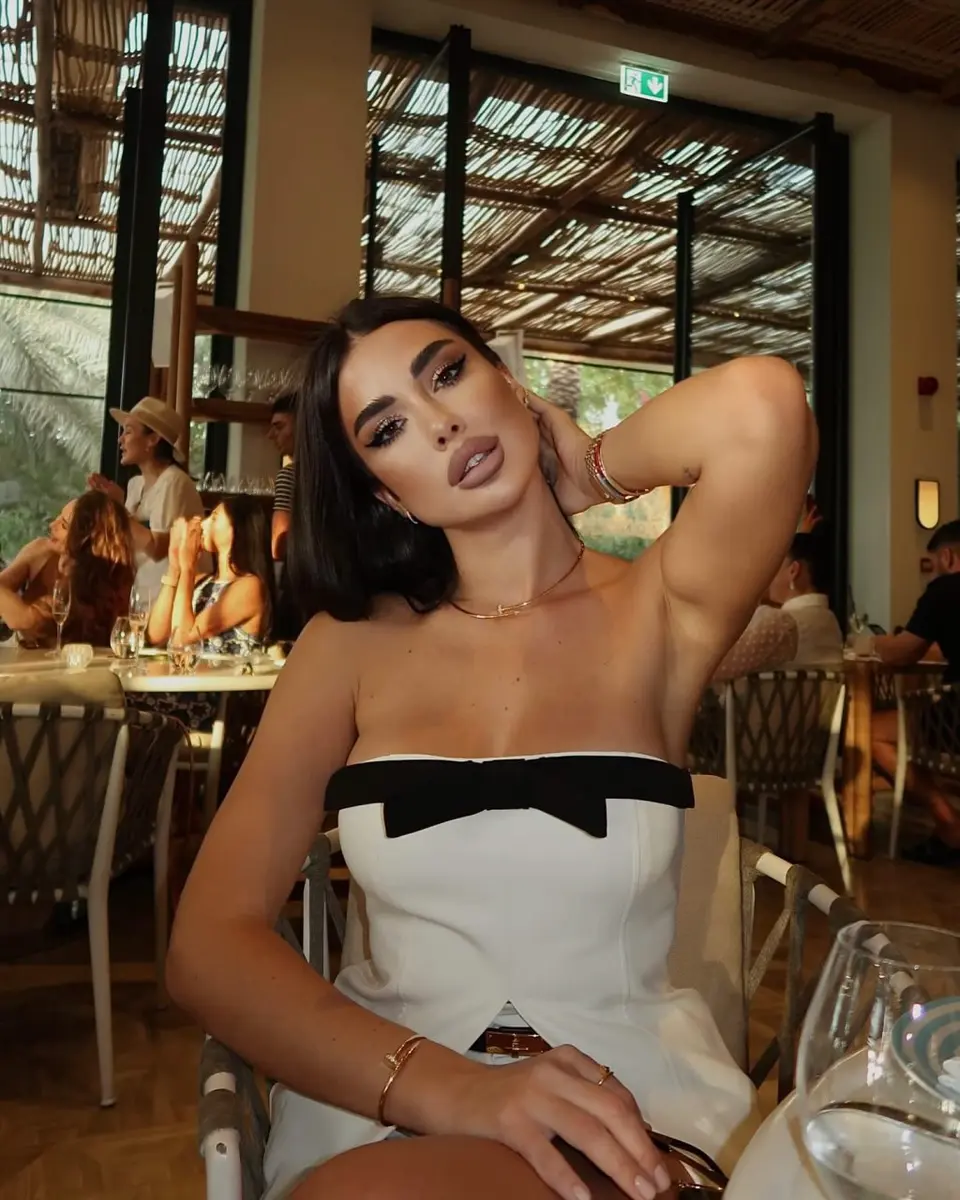 Анна эскорт в городе Дубай