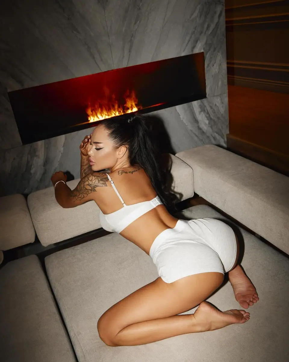 Милана эскорт в городе Дубай