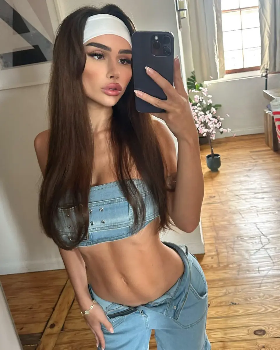 Титана эскорт в городе Дубай