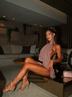 Виола эскорт в городе Дубай